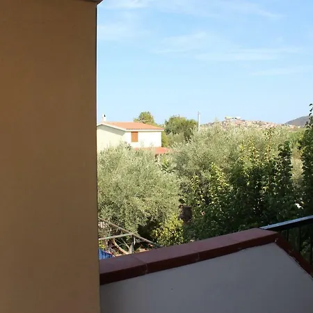 Casa Vancanze בודוני